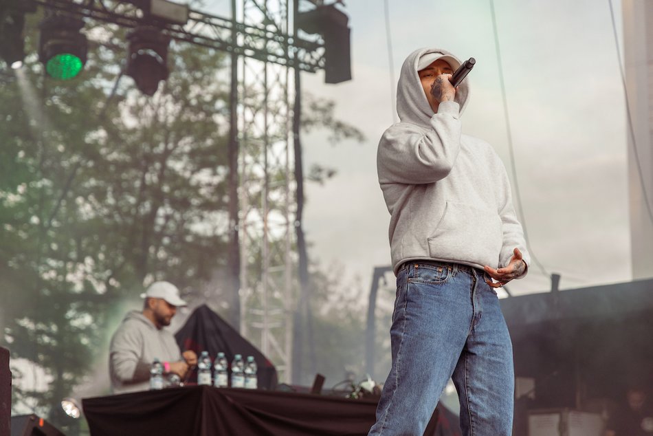 Łódź. Juwenalia 2025 w Łodzi. Tymek i Happysad zagrali na Lumumbowie!