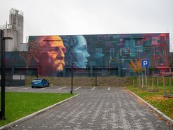 Nowy mural w Łodzi! Ludwik Grohman został uwieczniony na ścianie ŁSSE przy Tymienieckiego