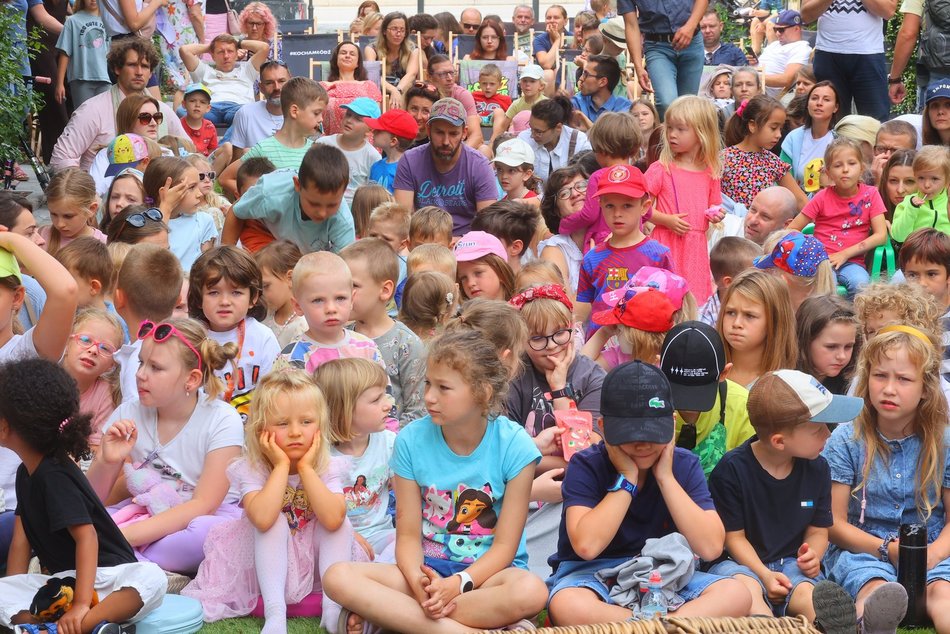 Łódź. Baśniowa Piotrkowska. Teatr Malutki wystąpił przed liczną publicznością!