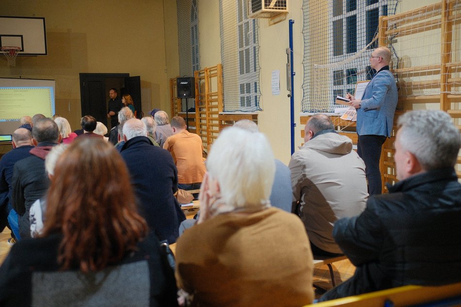 Spotkanie o remontach dróg na Rokiciu i Rudzie Pabianickiej. Łodzianie dopisali