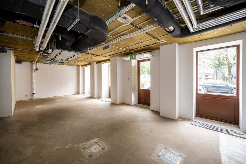 Łódź. Lokal w kamienicy przy ul. Tuwima 52 w Łodzi