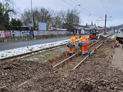 MPK Łódź: Naprawa torowiska na Rzgowskiej potrwa dłużej