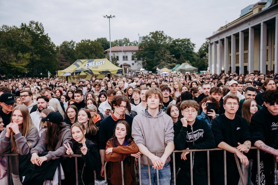 Łódź. Juwenalia Politechniki Łódzkiej. Na pierwszy ogień koncert zespołu Wilki!
