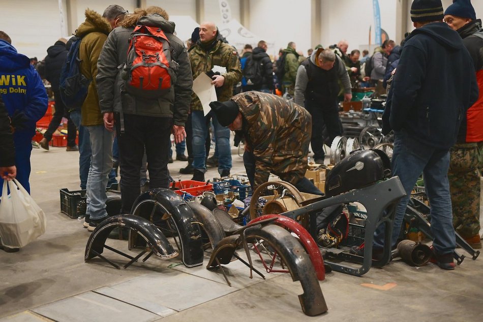 Łódź stolicą klasycznej motoryzacji. Trwa Moto Weteran Bazar