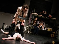 „Bękarty Bernadetty” w Teatrze Pinokio w Łodzi. Wstrząsająca historia z ośrodka sióstr boromeuszek