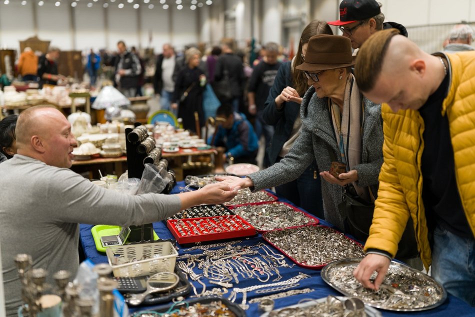 Giełda Rzeczy Dawnych i Osobliwości w Łodzi