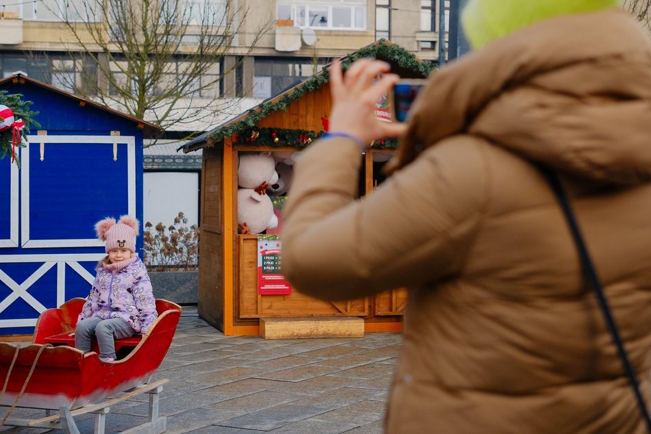 Łódź. Nie masz pomysłu na wieczór w Łodzi? Jarmark Bożonarodzeniowy brzmi, jak plan!