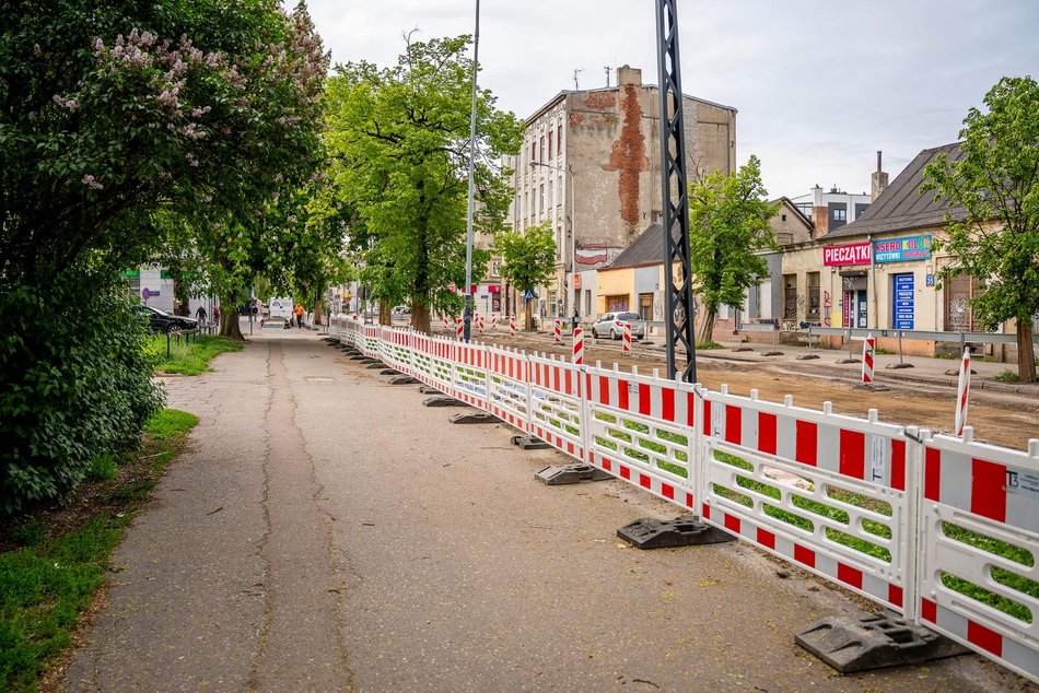 Łódź. Remont Rzgowskiej w Łodzi na pełnych obrotach. Zniknęło torowisko MPK Łódź i stary asfalt!