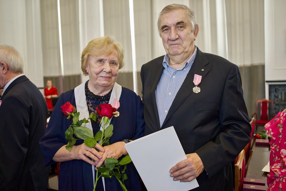 Małżeństwa z Łodzi uhonorowane medalami za wieloletnie pożycie