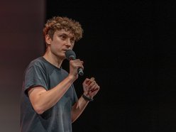 Łódź. Pierwszy Stand-up Piotrkowska za nami! Salwy śmiechu i mnóstwo dobrej zabawy
