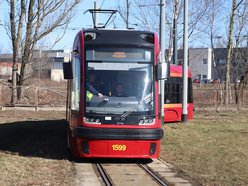 Łódź. Pan Bartosz prowadzi tramwaj MPK Łódź