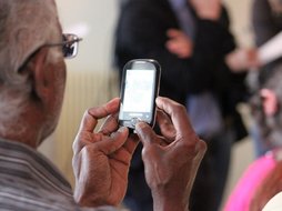 Łódź. Telefon Życzliwości dla seniorów