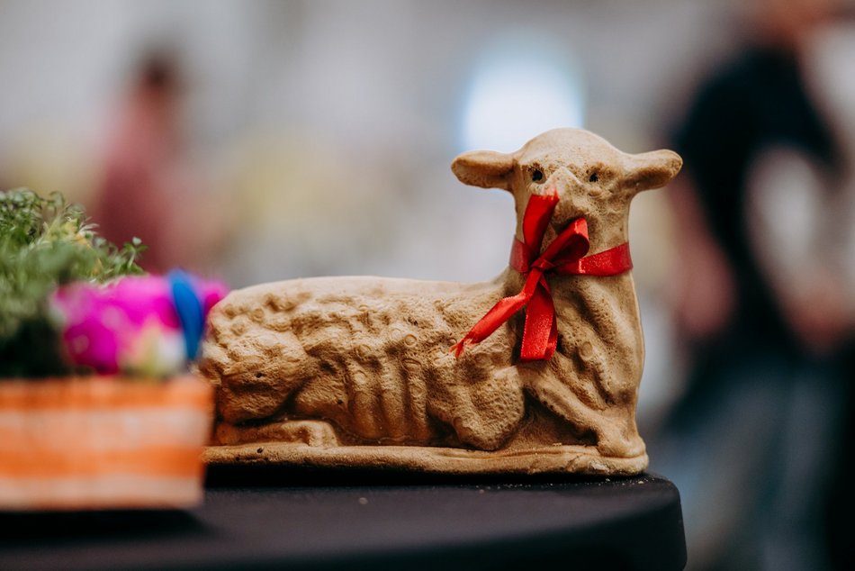 Łódź. Miejskie Śniadanie Wielkanocne 2025 w Łodzi. Kilkuset gości w hali Expo-Łódź