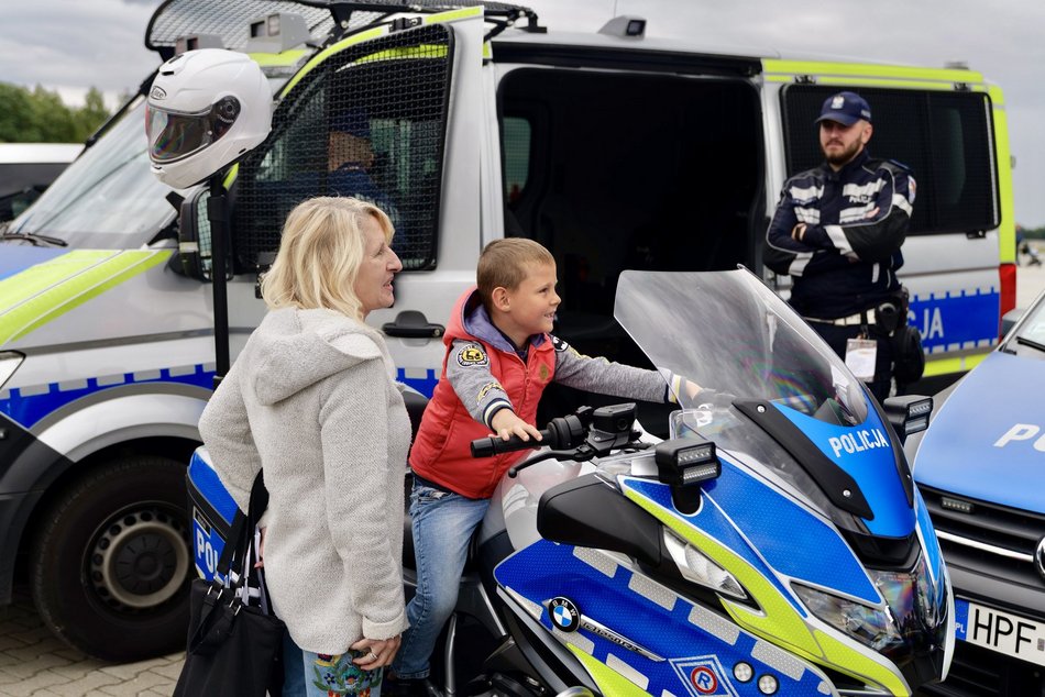 Wielki piknik lotniskowy w Łodzi. Tak łodzianie świętowali 100-lecie lotniska!