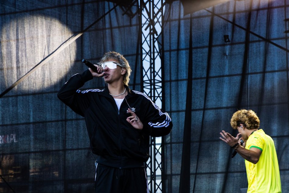 Łódź. Muzyczne pożegnanie lata w Manufakturze. Na scenie Fausti, Trzech Króli i Kostek