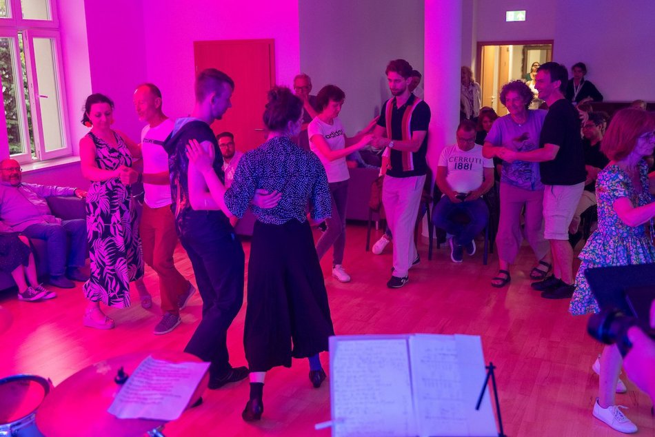 Łódź. Roztańczona niedziela w Łodzi! Mimo braku pogody tancerze nie zawiedli!