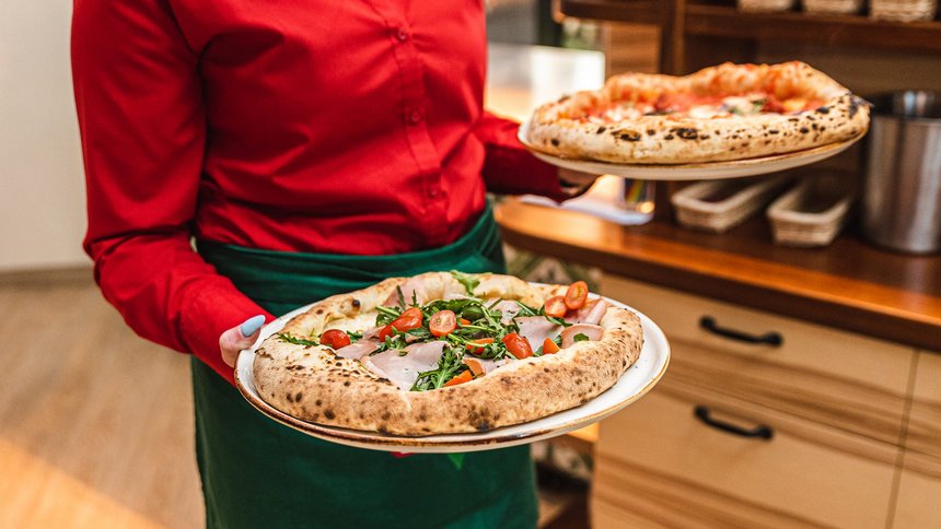 Де на неаполітанську піцу в Лодзі? - фото La Mia Fabbrica