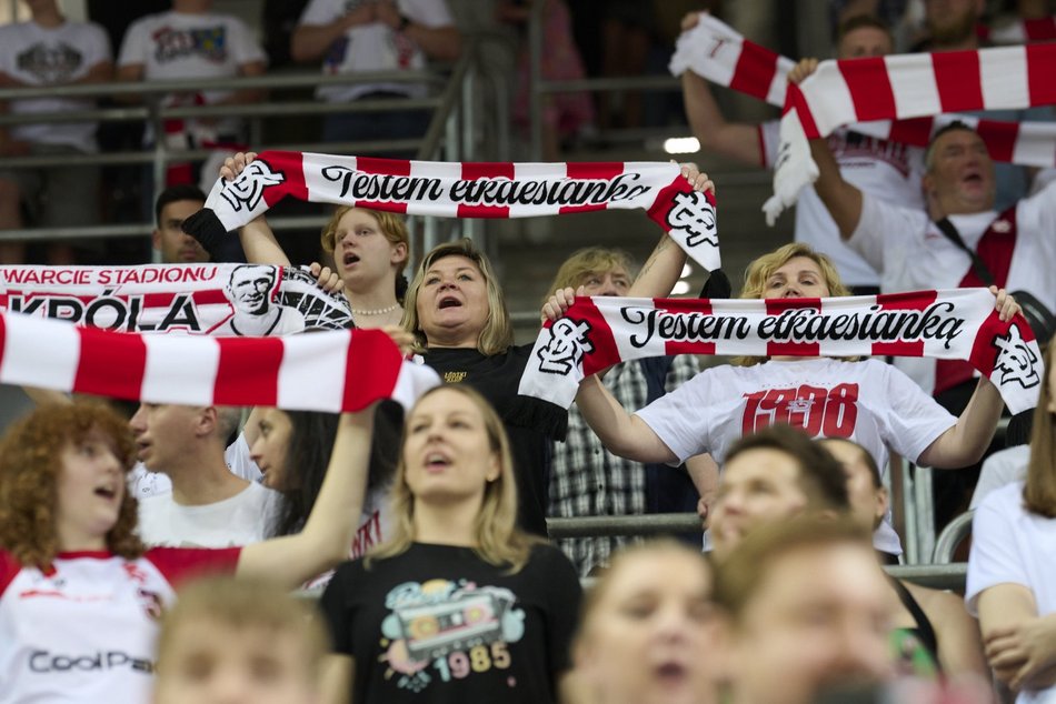 Kibice na meczu ŁKS Coolpack Łódź z Astorią Bydgoszcz