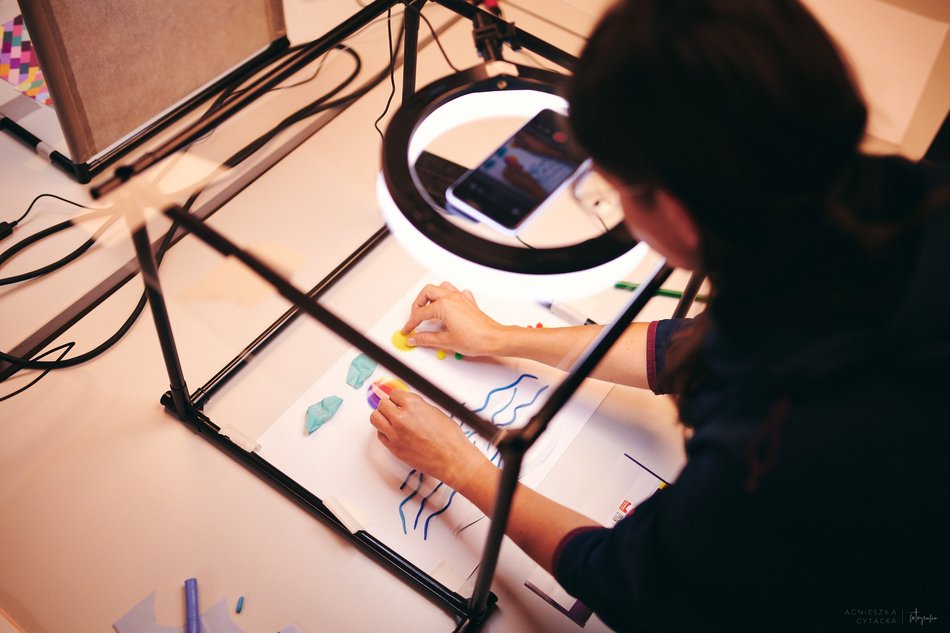 Animusz Studio w Łodzi. Tutaj nauczysz się, jak ożywiać zdjęcia, figurki i kolaże