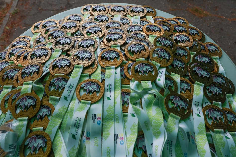 Łódź. Botaniczna Piątka. Setki łodzian pobiegły w Ogrodzie Botanicznym w Łodzi