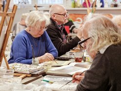 Łódź. Angielski, malarstwo, a może wyszywanie? Warsztaty dla seniorów w MSK Teofilów