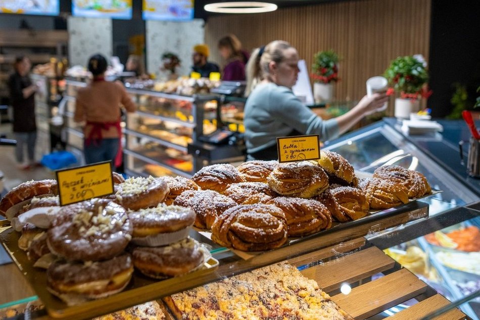 Łódź. Restauracje, siłownia, pilates przy skrzyżowaniu marszałków