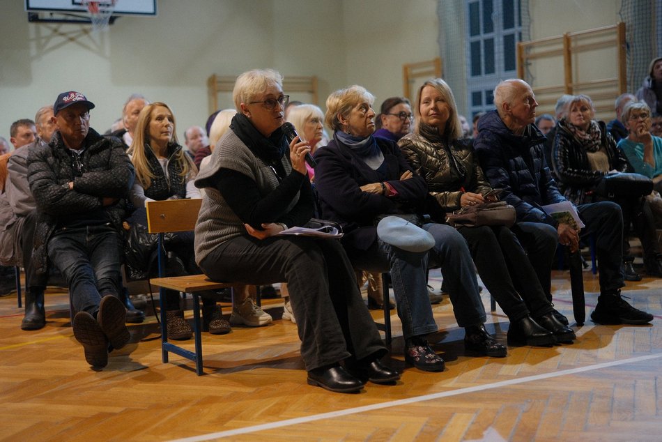 Spotkanie o remontach dróg na Rokiciu i Rudzie Pabianickiej. Łodzianie dopisali