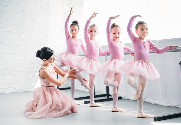 Танці для дітей. У чому їх переваги і де проходять заняття, фото LightFieldStudios