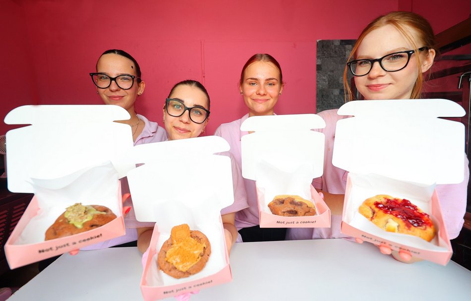 Łódź. Cukiernia, która szturmem podbiła podniebienia łodzian. Co zjemy w Cookiery?