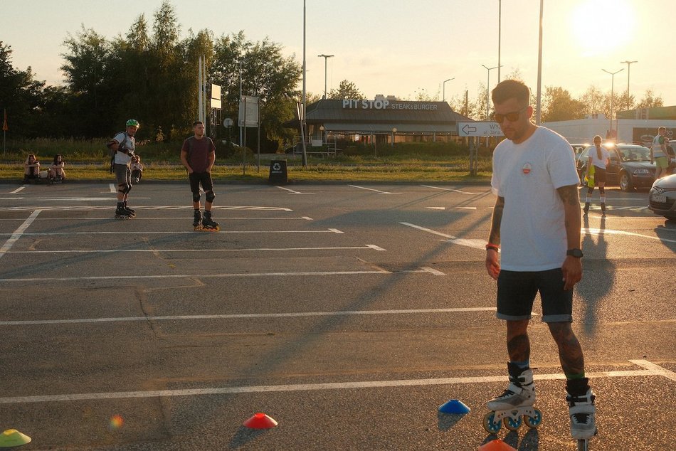 Łódź. Kolejna edycja Nightskating za nami. Rolkarze opanowali Łódź