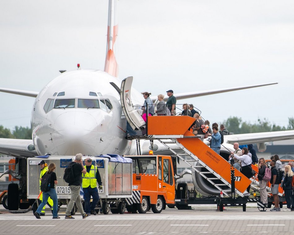 Łódź. Z lotniska w Łodzi prosto do Albanii! Wystartowały pierwsze loty czarterowe