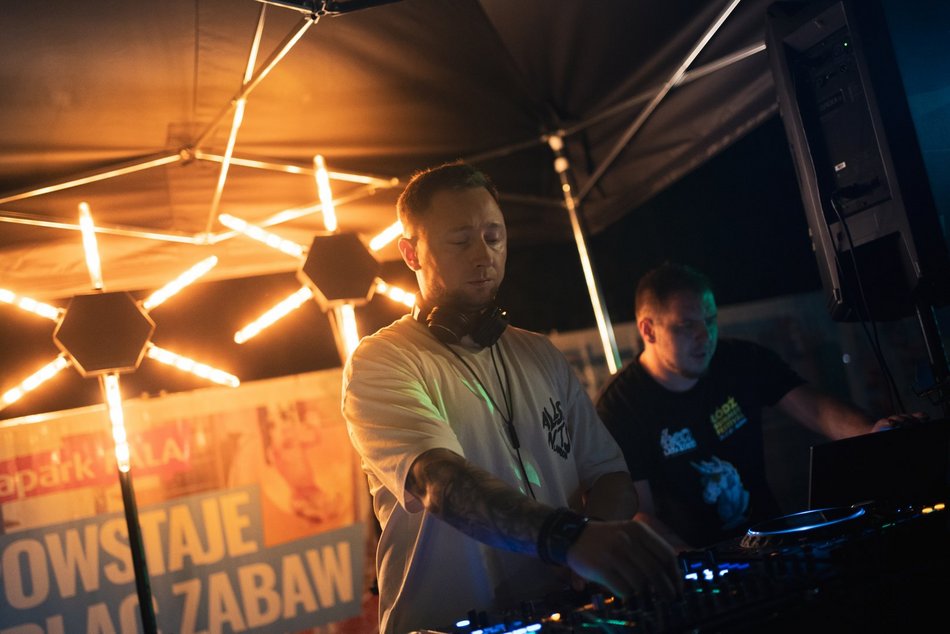 After party Łódź Summer Festival 2025. Impreza przeniosła się do Aquaparku Fala