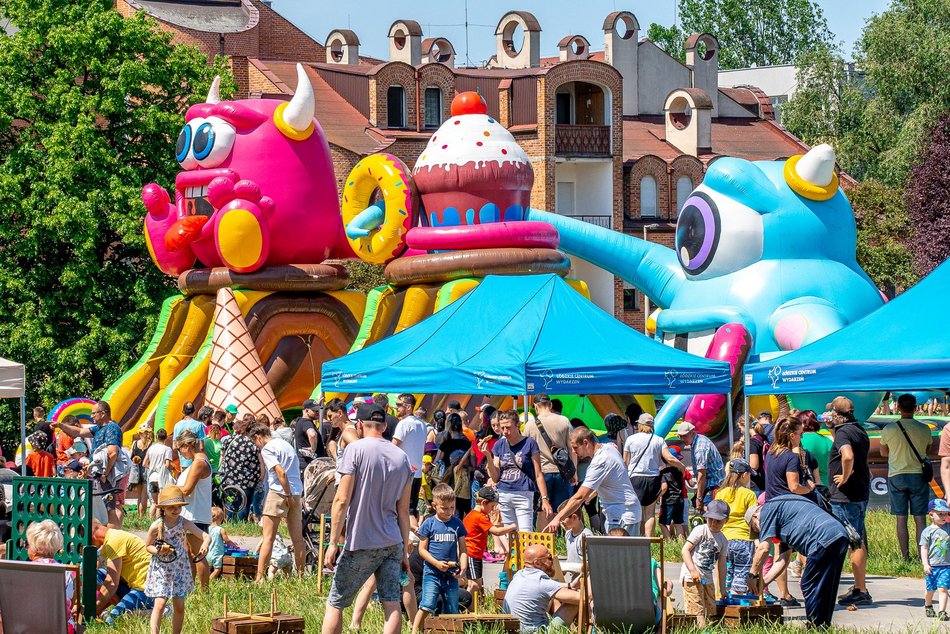 Festiwal dmuchańców w parku Podolskim w Łodzi