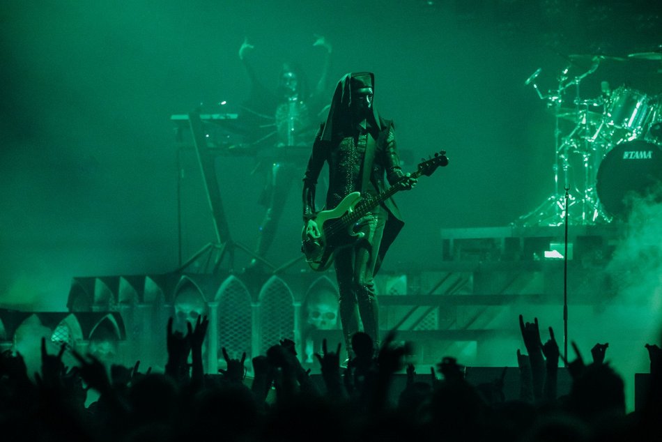 Łódź. Ghost w Atlas Arenie w Łodzi. Teatralny rock ze Szwecji wypełnił halę!