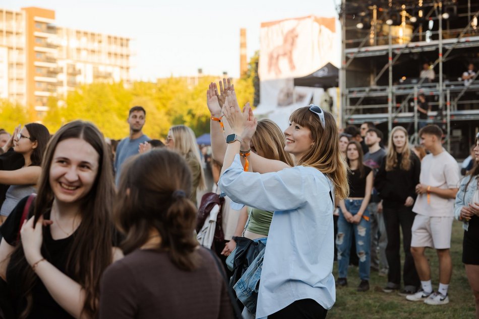 Łódź. Tłumy na Juwenaliach 2026 w Łodzi. Byłeś/aś pierwszego dnia? Znajdź się na zdjęciach!