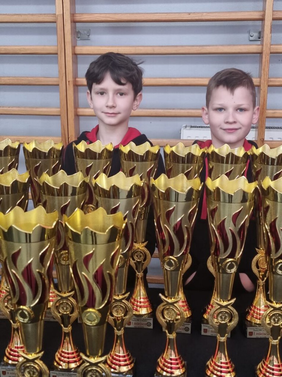 Łódź. Łódź kuźnią wojowników! Triumfy młodych karateków na ogólnopolskim turnieju kumite!