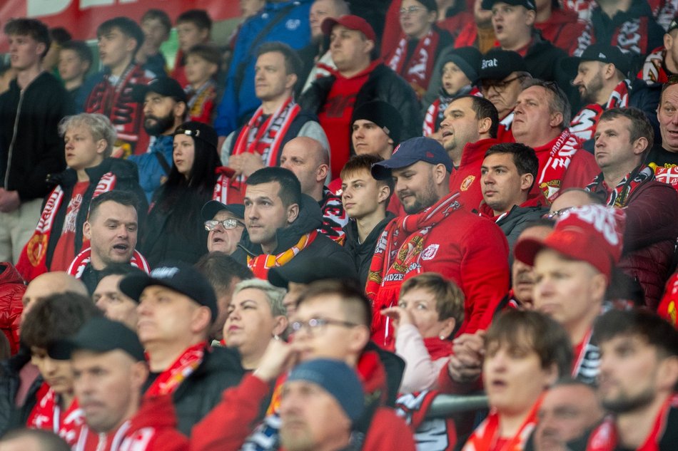 Łódź. Kibice na meczu Widzewa Łódź z Górnikiem Zabrze. Byłeś/aś? Znajdź się w galerii!