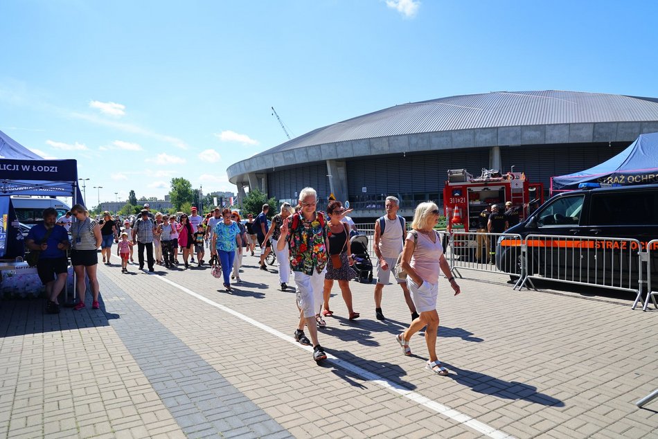 Piknik rodzinny "Bezpieczne wakacje z mundurem" pod Atlas Areną