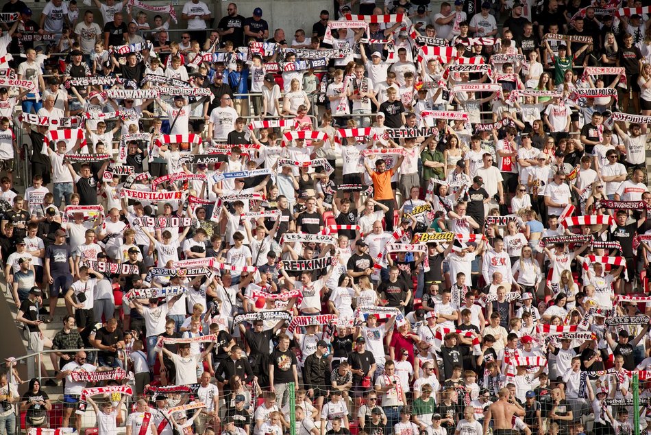 Kibice na meczu ŁKS Łódź ze Stalą Mielec