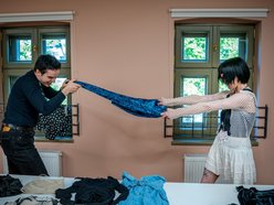Łódź. Swap ubraniowy w Mediatece MeMo w Łodzi. Fani mody wymieniali się kosmicznymi strojami