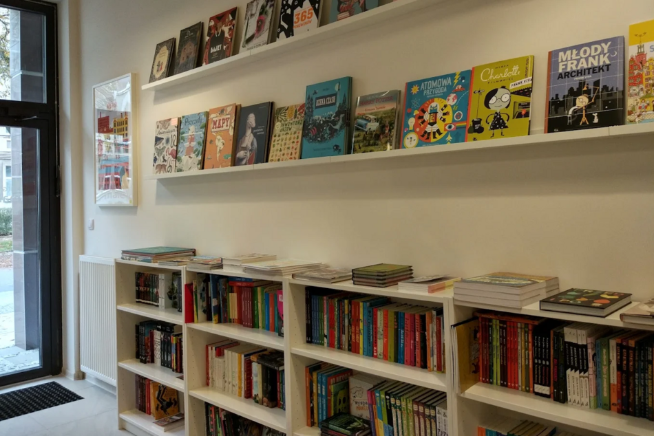 Łódź. Osiedlowe księgarnie i antykwariaty w Łodzi. Lokalne biznesy z pasji do książek