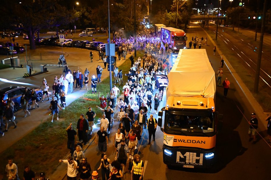 Łódź. Parada Wolności 2025 w Łodzi. Największy pochód w historii wystartował!