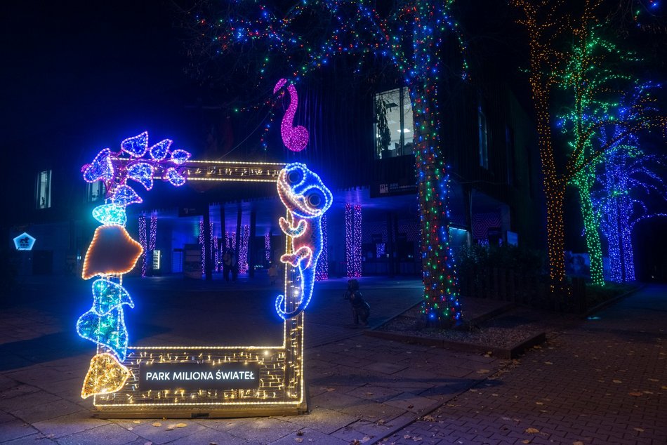 Park Miliona Świateł w Łodzi otwarty! Magiczne zwierzęta opanowały Orientarium Zoo Łódź