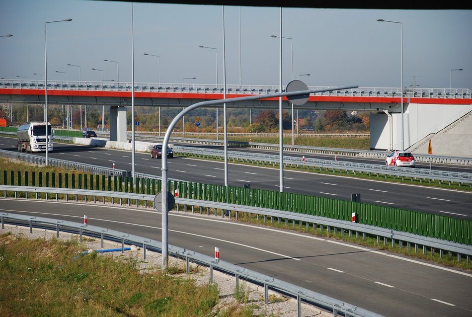 Trzypasmowa autostrada do Warszawy coraz bliżej. W przyszłym roku ruszą przetargi