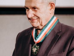 Gloria Artis dla Piotra Dzięcioła. Jest filmową dumą Łodzi!