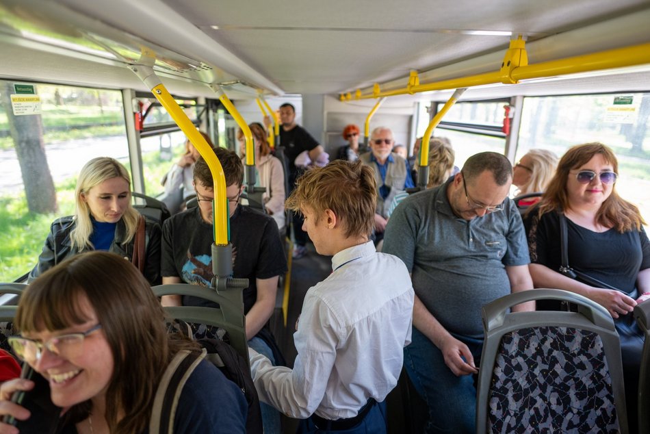 Łódź. Łódzkie Linie Turystyczne przyciągają tłumy. Kultowe pojazdy MPK Łódź znów hitem podróżnych!