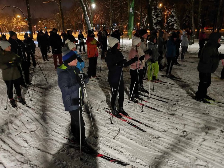 Łódź. Narciarskie biegówki w Parku na Zdrowiu w Łodzi. Nie wahaj się i przyjdź!