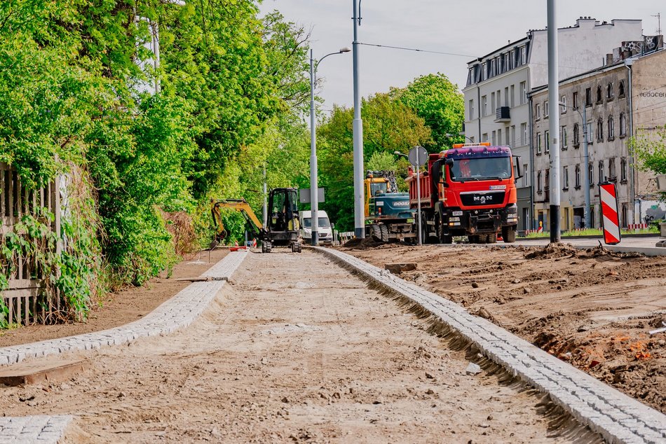 Łódź. Remont Pabianickiej w Łodzi. Drogowcy dokonali pierwszych rozbiórek