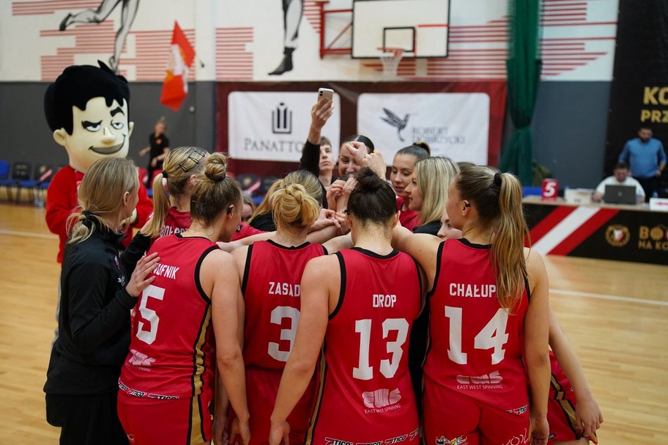 Łódź. Ćwierćfinał jeszcze chwilę potrwa. Koszykarki Widzewa Łódź poległy w Łańcucie