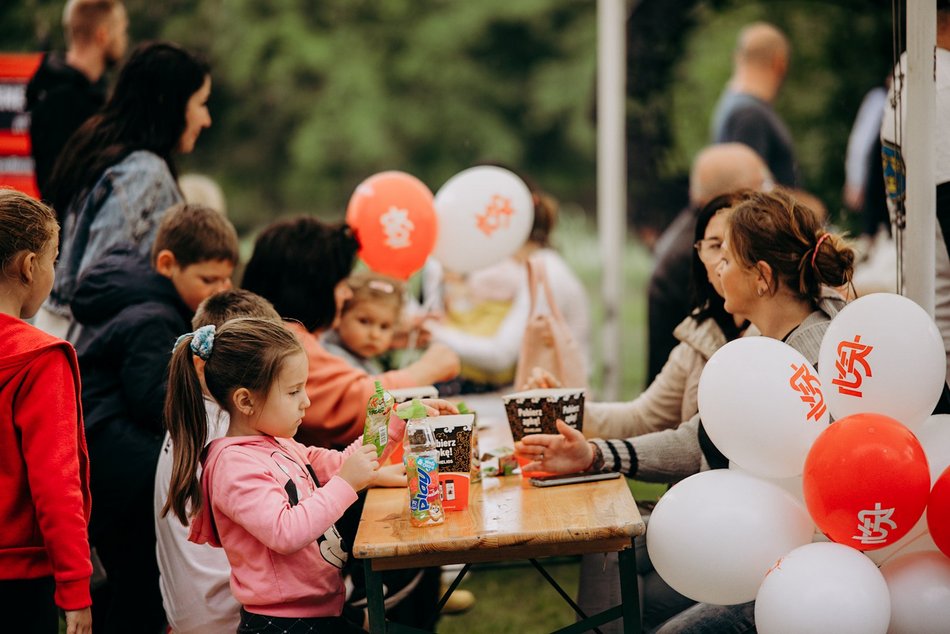 Rodzinny piknik na Stawach Stefańskiego